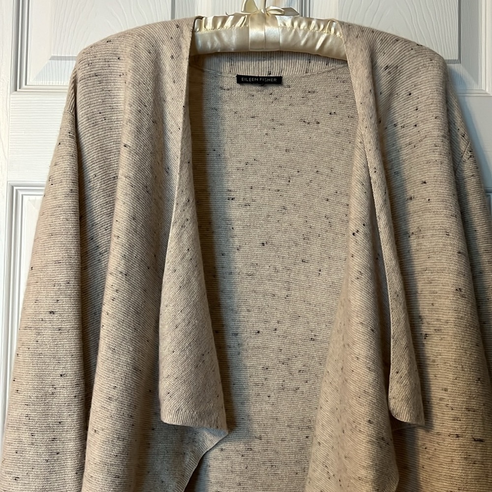 Gorgeous lightweight Eileen Fisher cardi size XL
